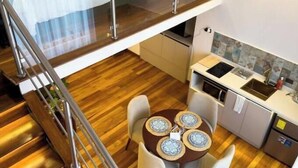4 chambres, fer et planche à repasser, Wi-Fi, draps fournis