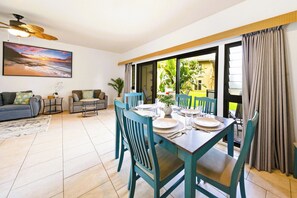 Dining - Oceanfront & Oceanview | Pool View | Fully Renovated | Walk to Lydgate Beach (Lihue)