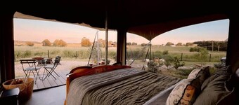 Cosy & secluded glamping for Two at Twigley Farm