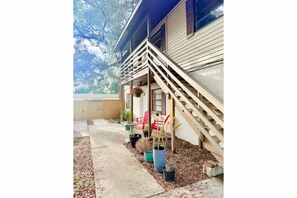 Exterior - Cozy 3BR Retreat • Seminole Heights Gem (Tampa)