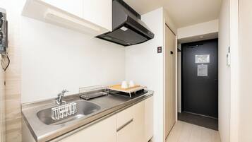Standard Double Room | Private kitchen
