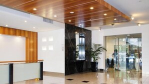 Lobby - Exclusive Stays - Yarra Condos (Southbank)