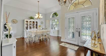 Luxury 4 bedroom 3 bath with pool and office in Valrico
