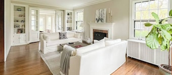 Quiet Home Near Cobbs Hill, Brighton, & the City