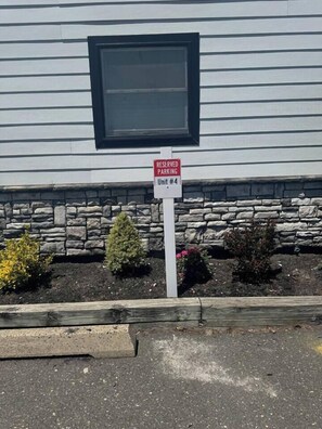 Exterior detail - Sunset-bay condo #4! -2BR/1 BA-2nd floor (no dogs) (Brigantine)