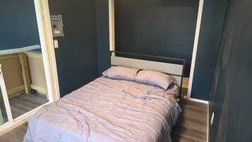 3 habitaciones, tabla de planchar con plancha y wifi gratis