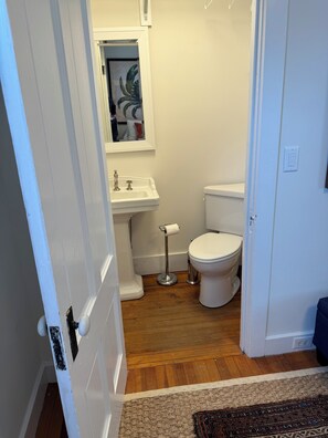Bathroom - Elegant Coastal Retreat in Historic Stonington Borough (Stonington)