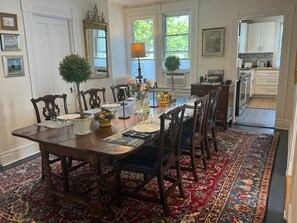 Dining - Elegant Coastal Retreat in Historic Stonington Borough (Stonington)