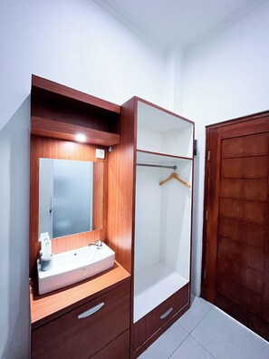 Bathroom - Ars Inn Diamond Co-Living CondongCatur (Sleman)