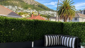 House - Sea Point Oasis Two Bedroom Apartment (Cape Town)