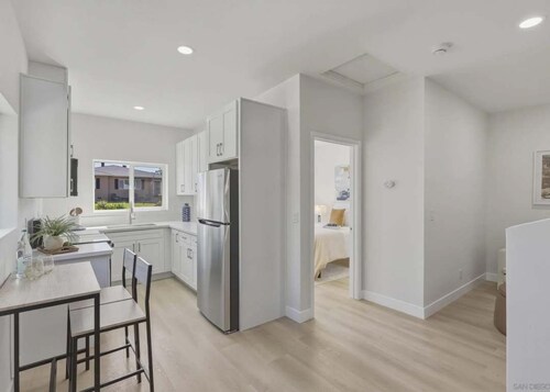 Splendid 1-bedroom apartment in delightful La Mesa with AC and Laundry