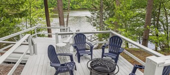 Private Lakefront Retreat With Game Room & 3 Decks