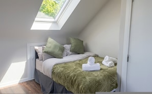 House - Spacious 3BR Flat Sleeps 7 in Greenford (Greenford)