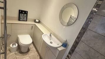 Shower, towels
