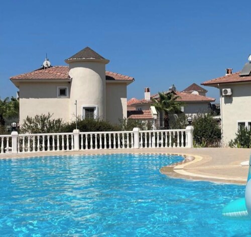 Beautiful 2-bedroom apartment with AC in charming Fethiye