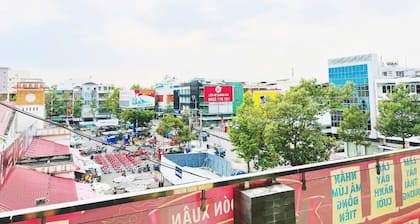 Minihouse 365 holdings Ly Hong Thanh