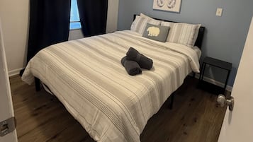 1 bedroom, free WiFi, bed sheets