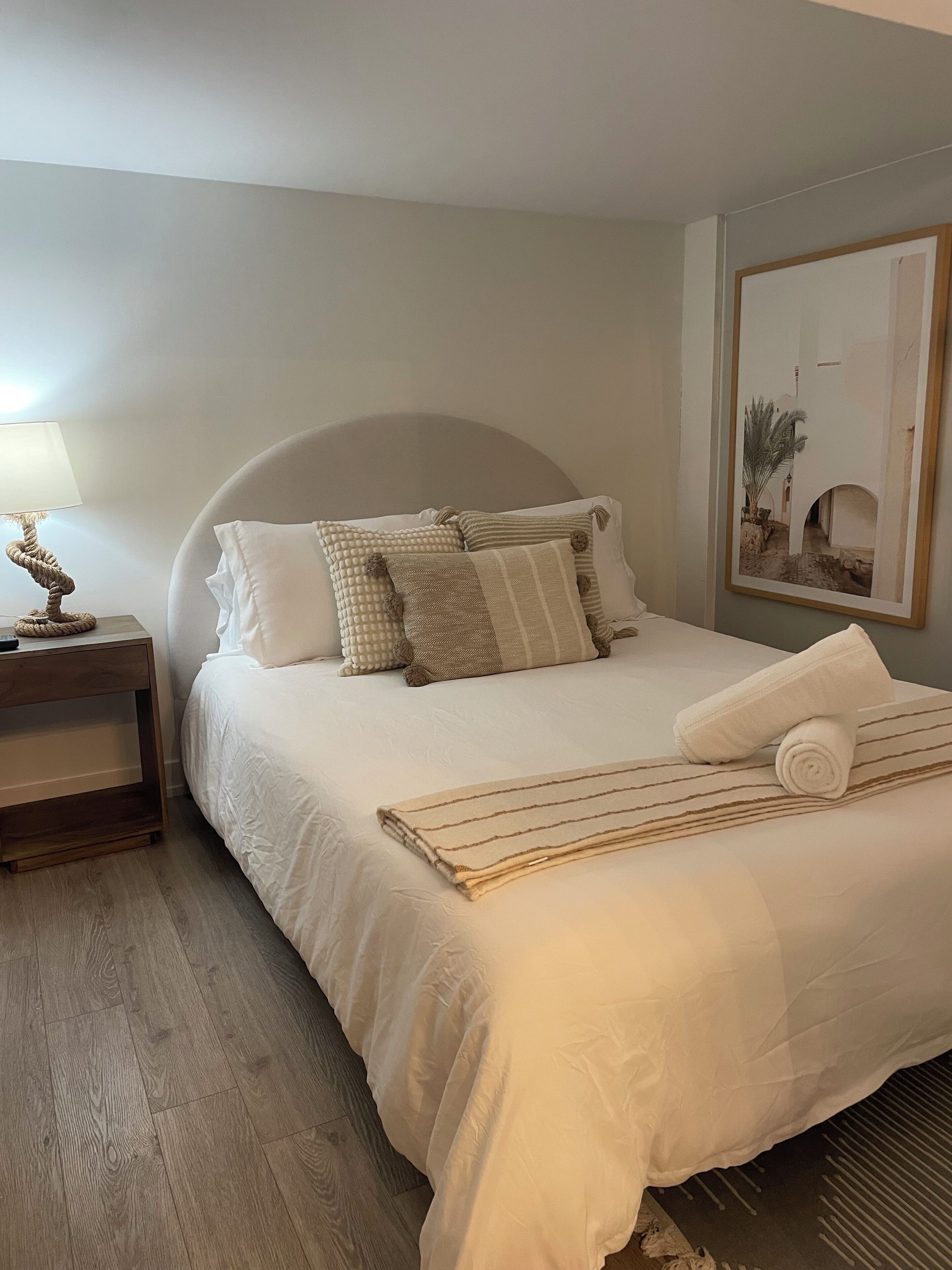2 bedrooms, WiFi (free), bed sheets
