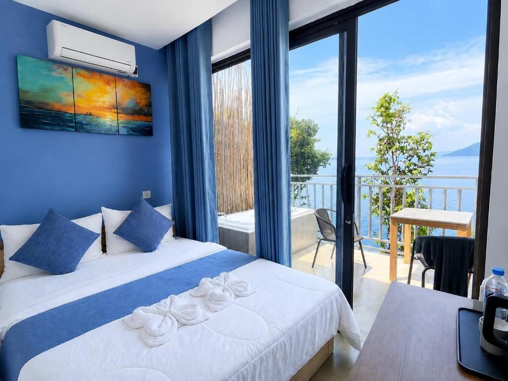 Bangalô clássico, sacada, vista para o mar | Cofres nos quartos, Wi-Fi de cortesia