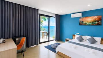 In-room safe, free WiFi