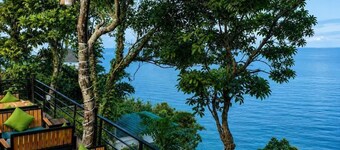 The Cliff Bungalow