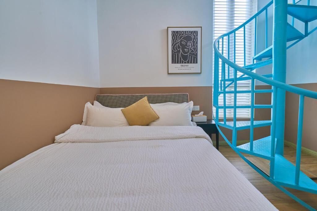 Twin Room, Mountain View