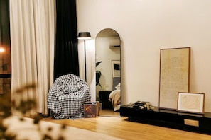 Interior - Zhangjiajie Thirty One  (Zhangjiajie)