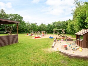 Children’s area - 5 Star Holiday Home in Farvang (Farvang)