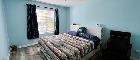 1 chambre, fer et planche à repasser, Wi-Fi, draps fournis