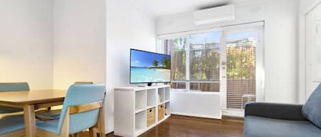TV