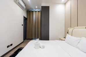 Desk - Acadia 5BR (Banglamung)