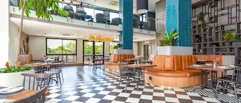 Apartemen, 2 kamar tidur, patio | Tempat makan