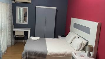 Classic Double Room | Iron/ironing board, free WiFi