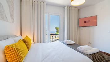 3 bedrooms, iron/ironing board, Internet, bed sheets
