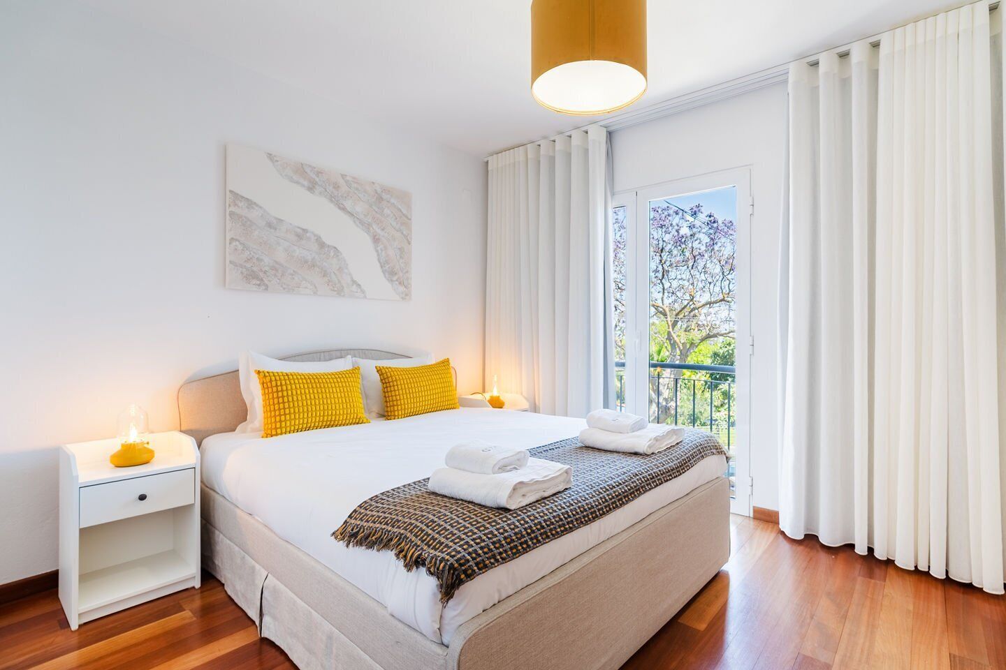 3 bedrooms, iron/ironing board, Internet, bed sheets