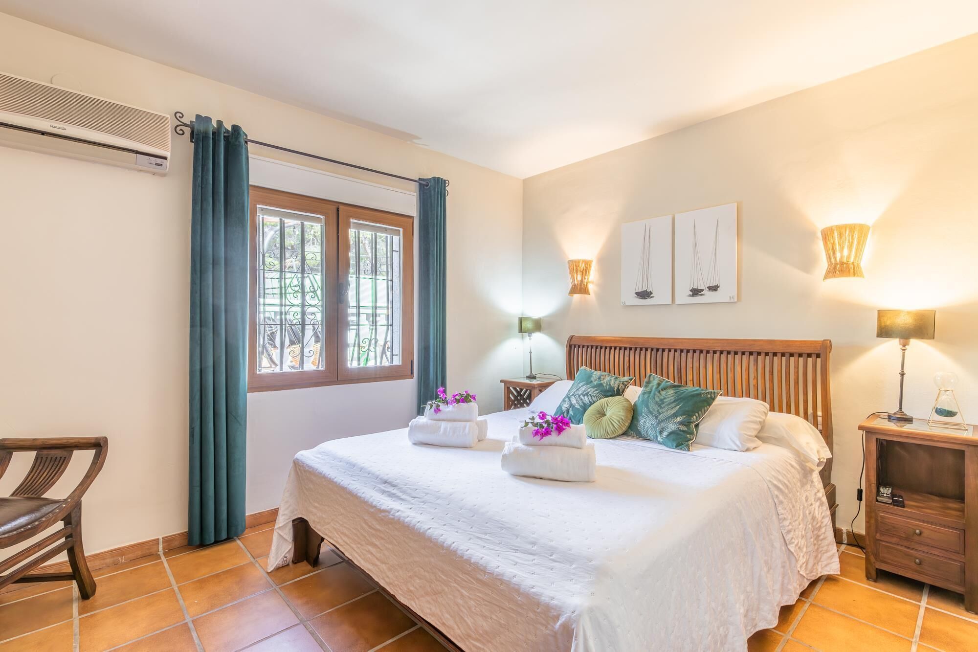 3 bedrooms, iron/ironing board, WiFi