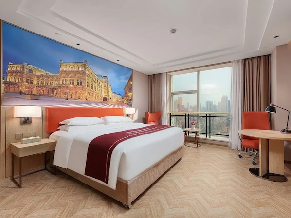 Panoramic Double Room, City View