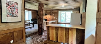 Vacation Rental for 6 People on the Edge of the Forest