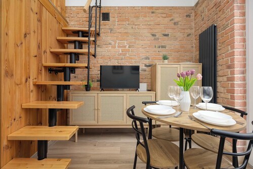 Comfortable Studio with Balcony | Perfect for a Stay in Pruszków