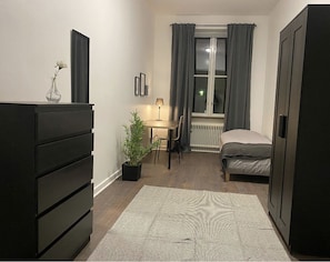 Classic Double Room - Flottiljgatan - Stay Smart (Västmanlands län)