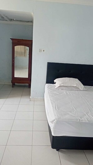 Standard Double Room, Garden View | Wi-fi percuma 