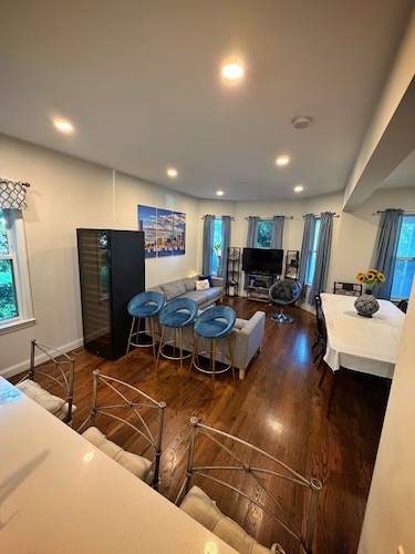 3 Bedroom Condo - entire space