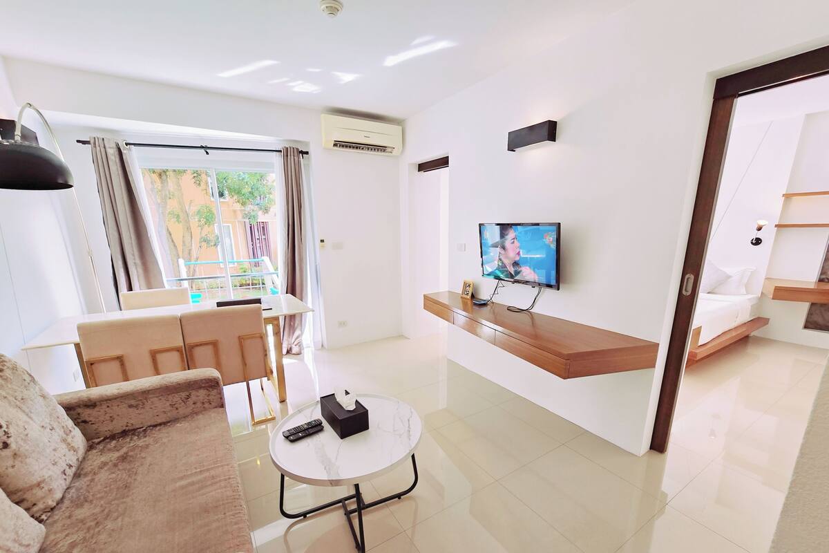 Apartment, Balcony, Resort View | In-room safe, iron/ironing board, free WiFi