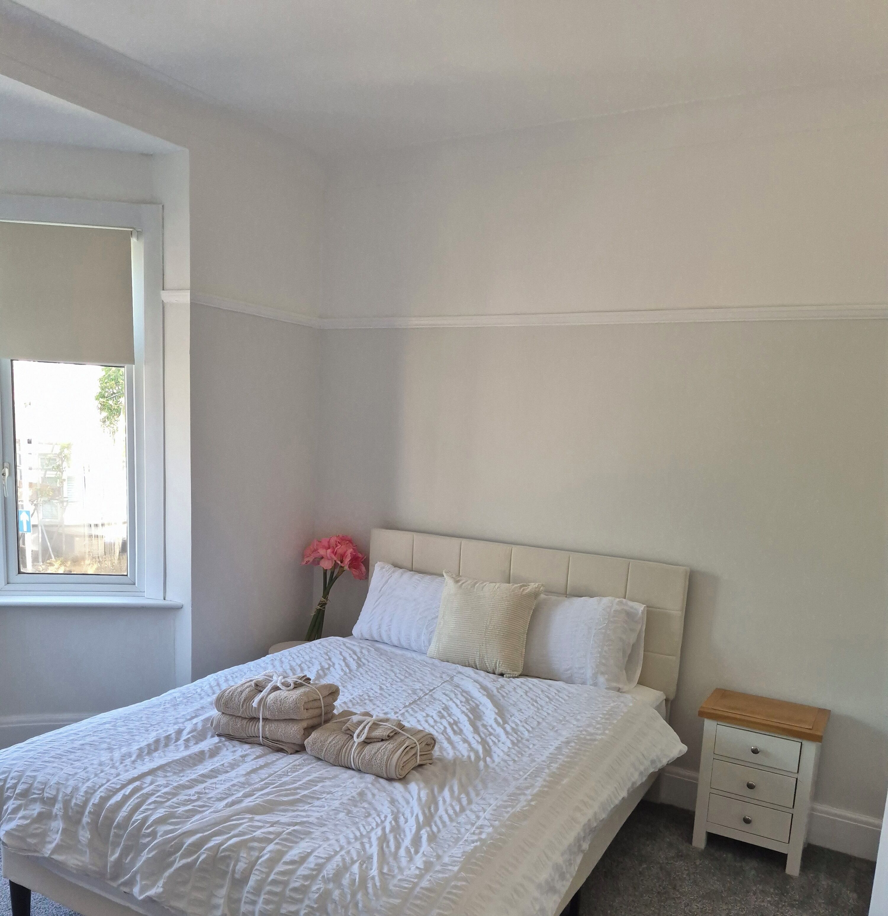 3 bedrooms, iron/ironing board, free WiFi