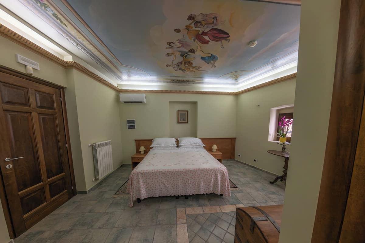 Luxury Double Room | In-room safe, free WiFi