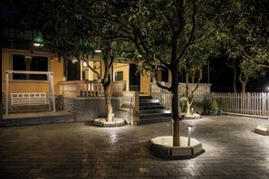 Terrace/patio - Valhalla villa (panvel)