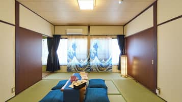 Apartment, 2 Bedrooms, Non Smoking | Iron/ironing board, free WiFi, bed sheets