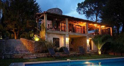 Charmante villa Provençale à Valbonne
