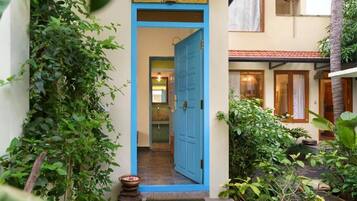 Habitació doble estàndard, vistes al jardí | Detall de l'exterior