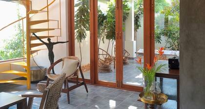 Isai Karai Bungalow - A CGH Earth Saha
